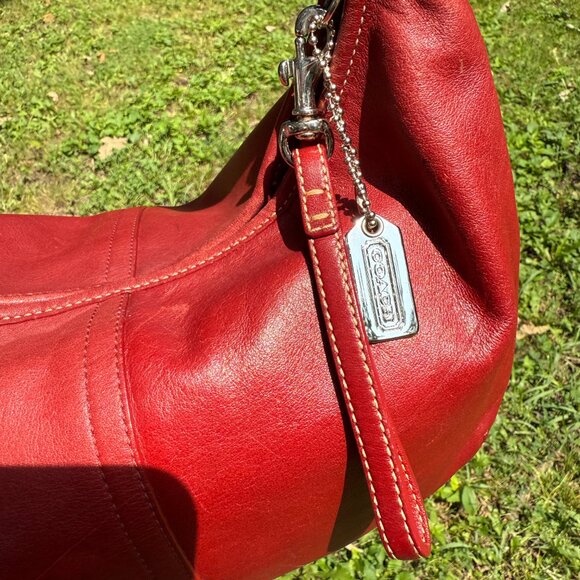 Vintage Coach Red Ergo Hobo 9219 - Picture 5 of 14